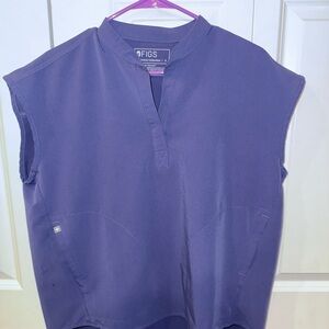 Womens FIGS scrubs- small